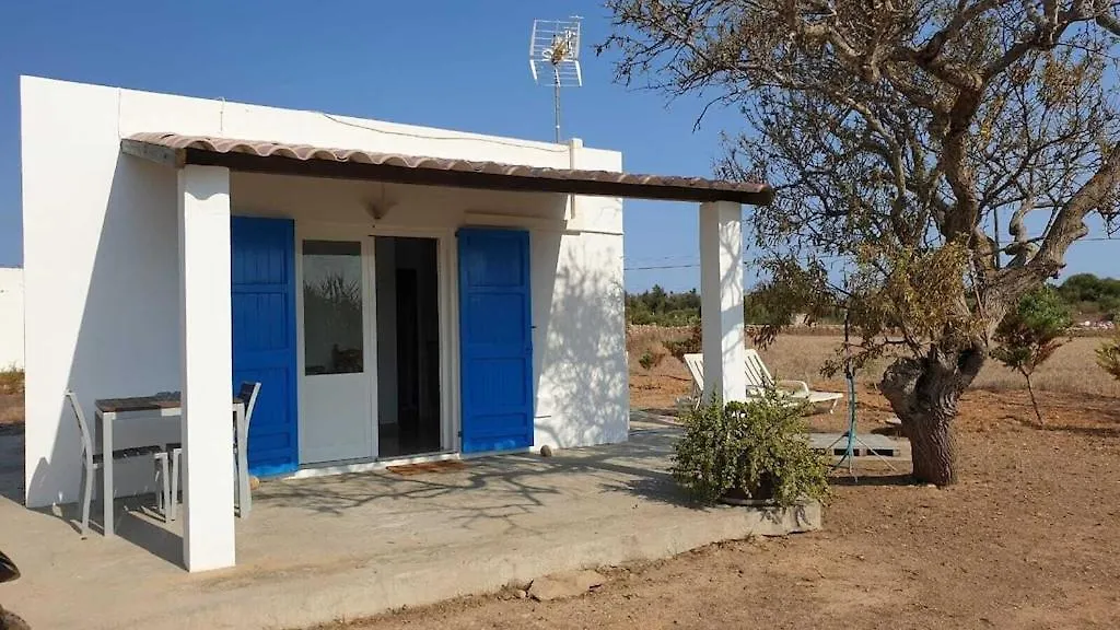 Casa Paty, Estudio Rural. Sant Ferran Formentera contacts